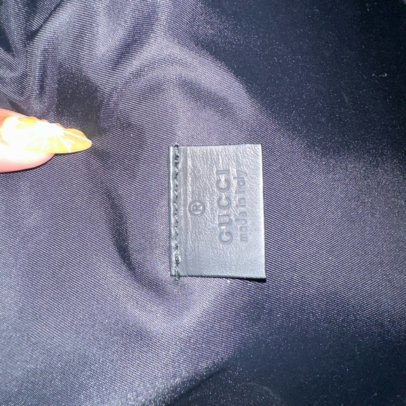 Gucci large belt bag can be worn as a crossbody - Picture 5 of 6